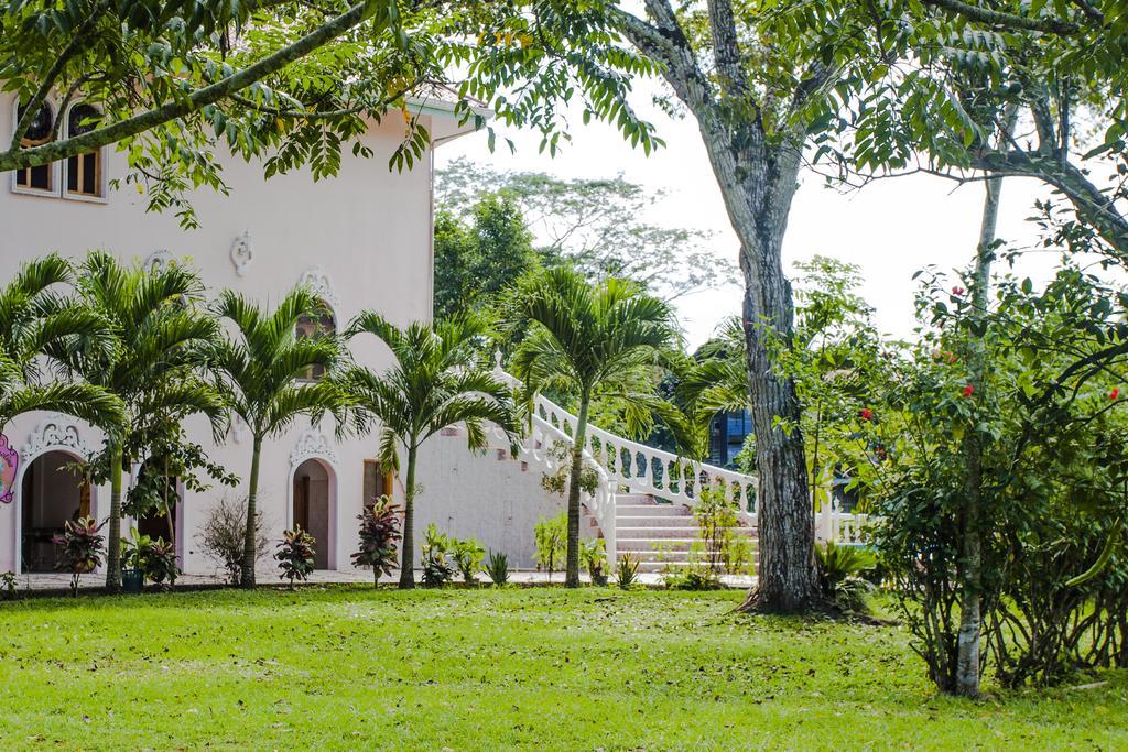 Banana Bank Lodge & Jungle Horseback Adventures Belmopan Eksteriør bilde